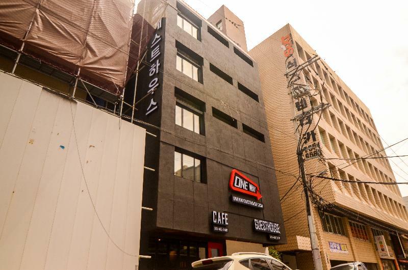One Way Guesthouse בוסאן מראה חיצוני תמונה