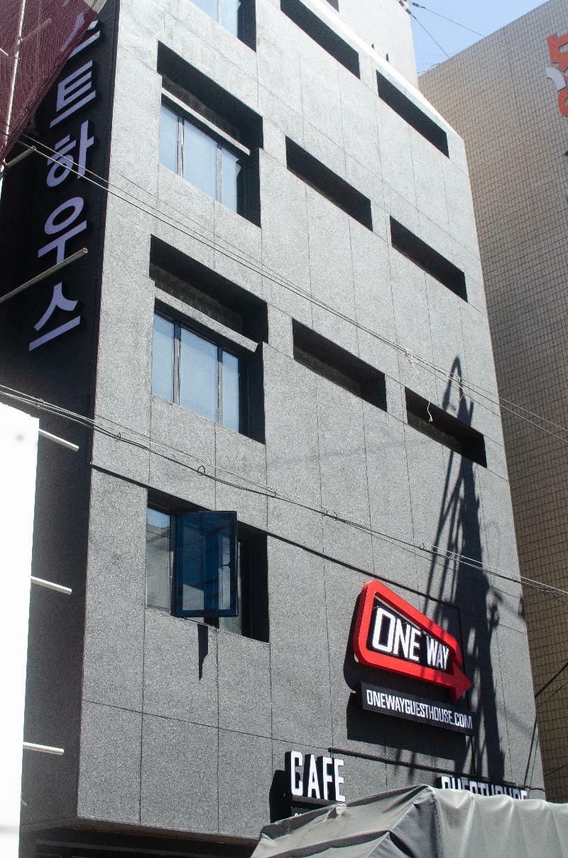 One Way Guesthouse בוסאן מראה חיצוני תמונה